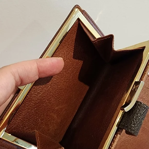 Louis Vuitton Monogram Canvas Card & Key Holder in Brown and Gold - Picture 5 of 8